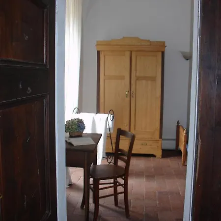 Alojamento de Acomodação e Pequeno-almoço Il Convento Di Casola *